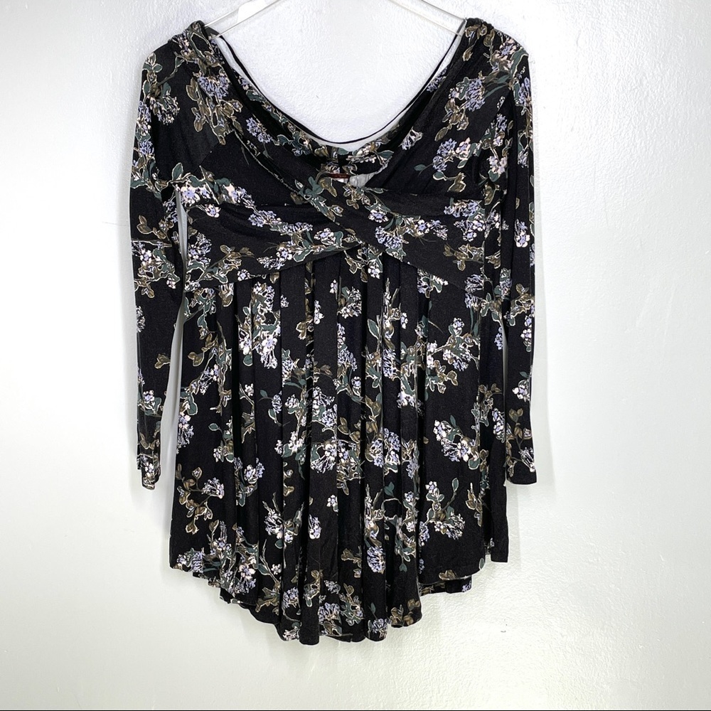 Free People Black Floral Babydoll Top Wide Neck Faux Wrap Bodice Swing Hem Sz S